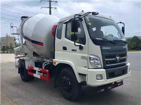 福田瑞沃5-7方搅拌车