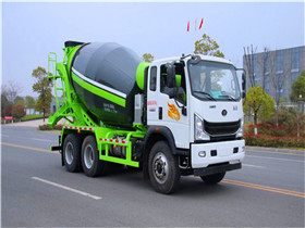 国六重汽豪曼8方搅拌车