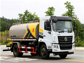 东风华神KL5洒水12方洒水车