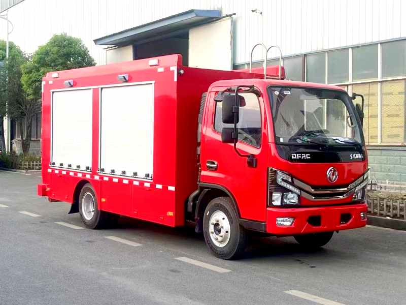 东风多利卡装备车